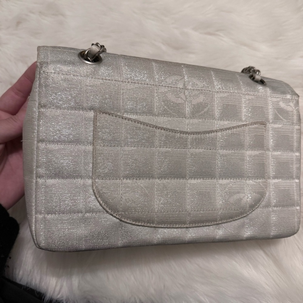 Chanel Classic Flap medium - Travel Ligne white/silver - Picture 13 of 15
